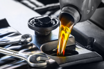Oil pouring